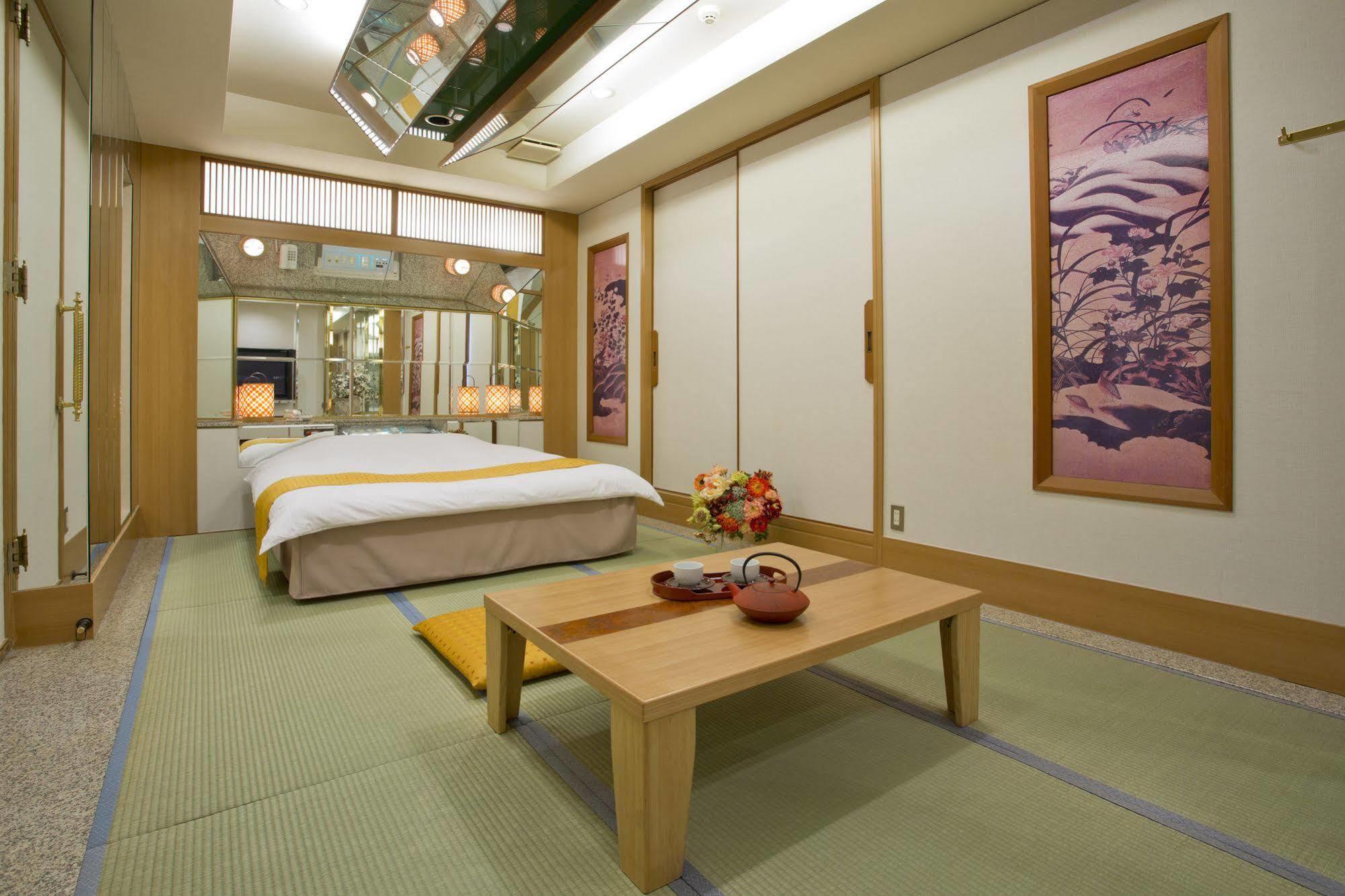 Hotel Casablanca (Adults Only) Ōsaka Eksteriør bilde
